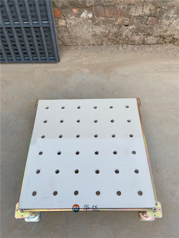 通風(fēng)防靜電地板2